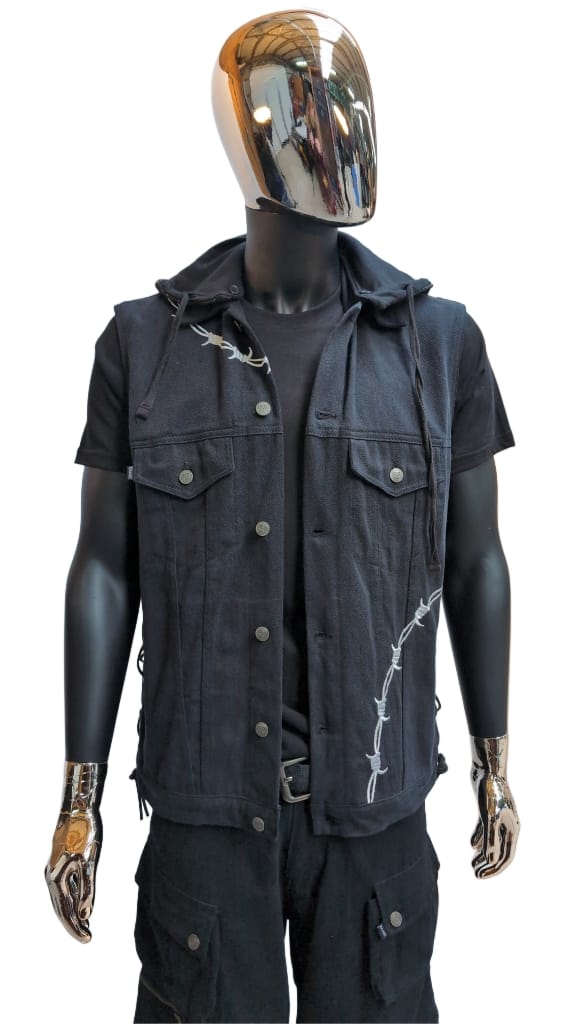 Stacheldraht Kutte Halle15 Clothes