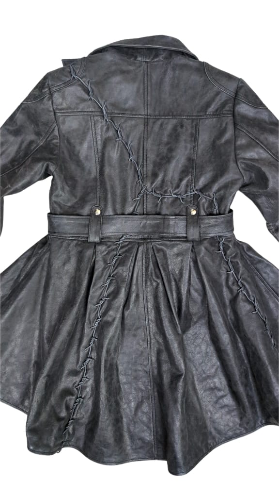 Ledermantel Wasteland Stacheldraht