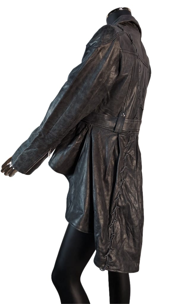 Ledermantel Wasteland Stacheldraht