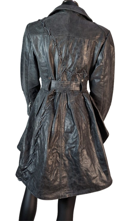 Ledermantel Wasteland Stacheldraht