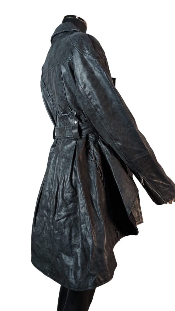 Ledermantel Wasteland Stacheldraht