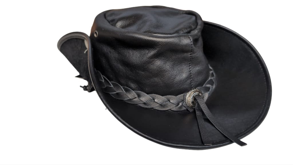 Cowboy Travel Hut Halle 15 Clothes