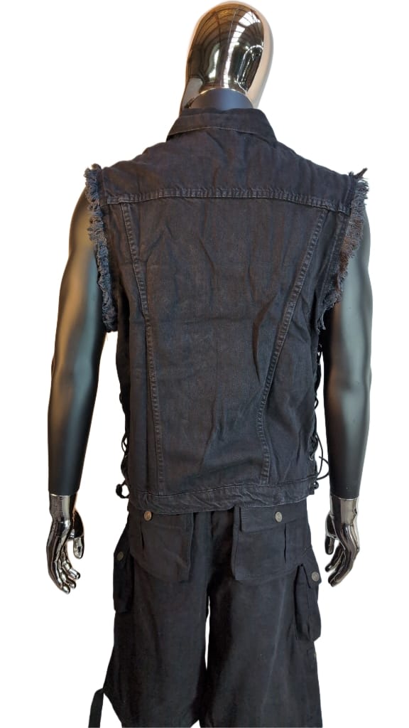 Kutte schwarz Fransen Schnürung